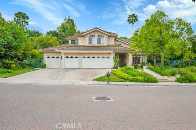 18500 Saint Moritz DR