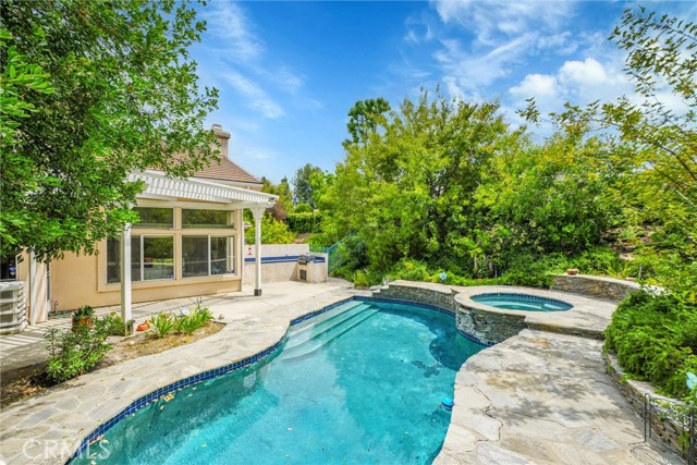 18500 Saint Moritz DR