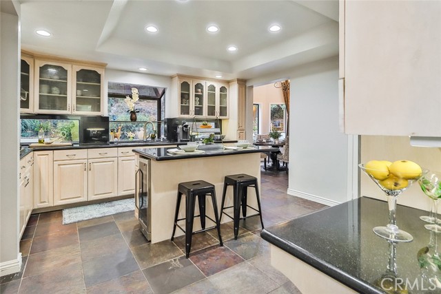 208 Goldenwood CIR