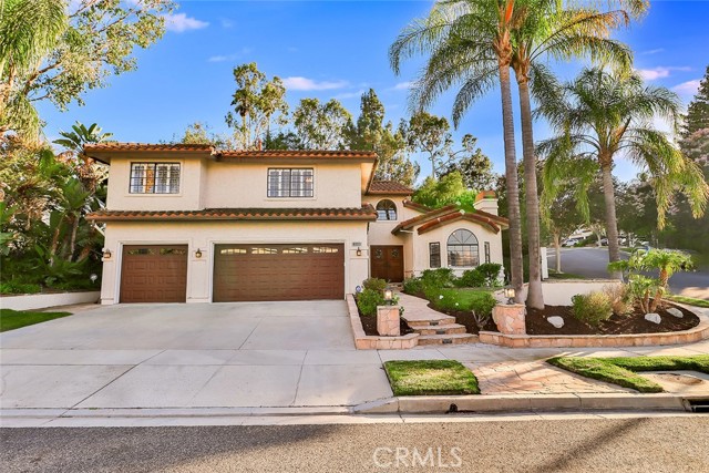 208 Goldenwood CIR