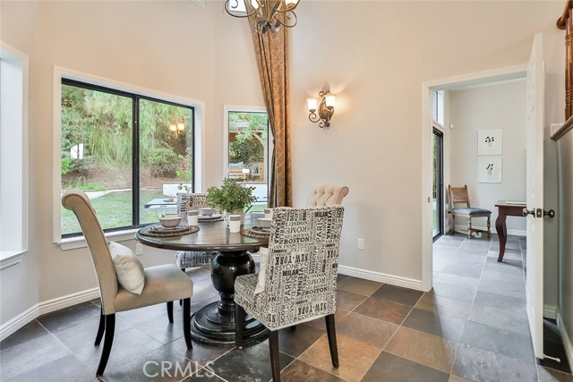 208 Goldenwood CIR