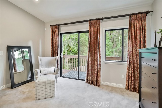 208 Goldenwood CIR