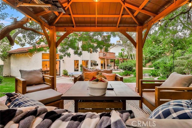 208 Goldenwood CIR