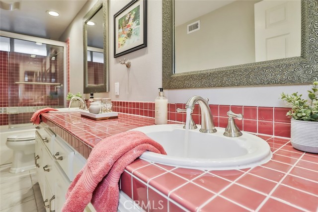 208 Goldenwood CIR
