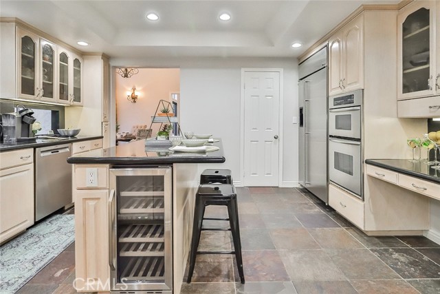 208 Goldenwood CIR