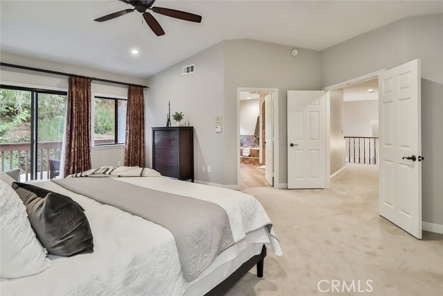 208 Goldenwood CIR