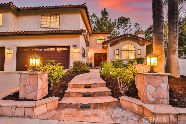 208 Goldenwood CIR