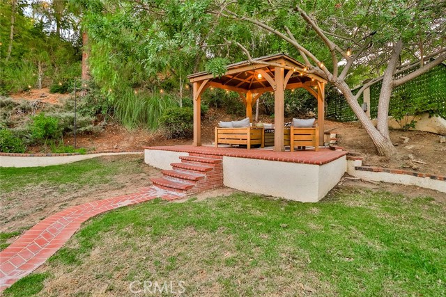208 Goldenwood CIR