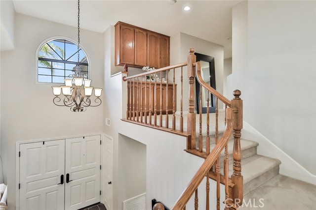 208 Goldenwood CIR