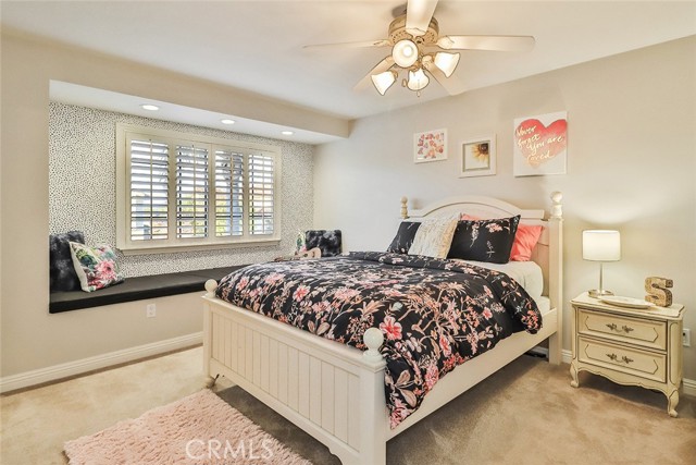 208 Goldenwood CIR