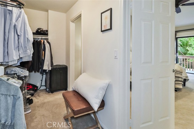 208 Goldenwood CIR