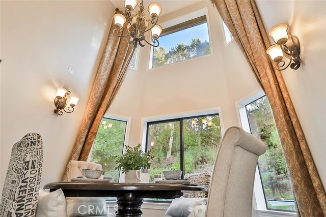 208 Goldenwood CIR