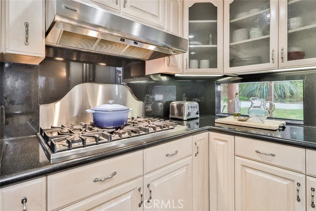 208 Goldenwood CIR