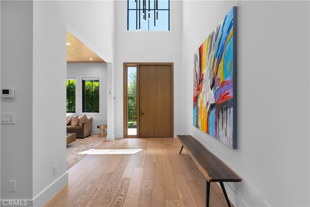 17631 Tarzana Street