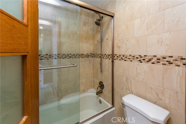 5460 White Oak AVE Unit: F20