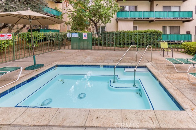 5460 White Oak AVE Unit: F20