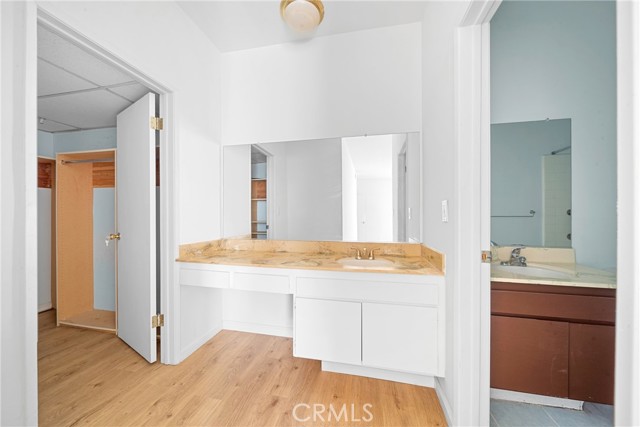 14144 Dickens ST Unit: 122