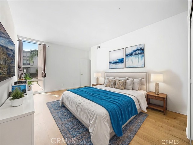 14144 Dickens ST Unit: 122