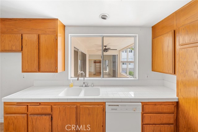 14144 Dickens ST Unit: 122