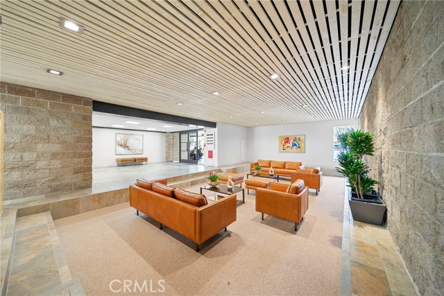 14144 Dickens ST Unit: 122