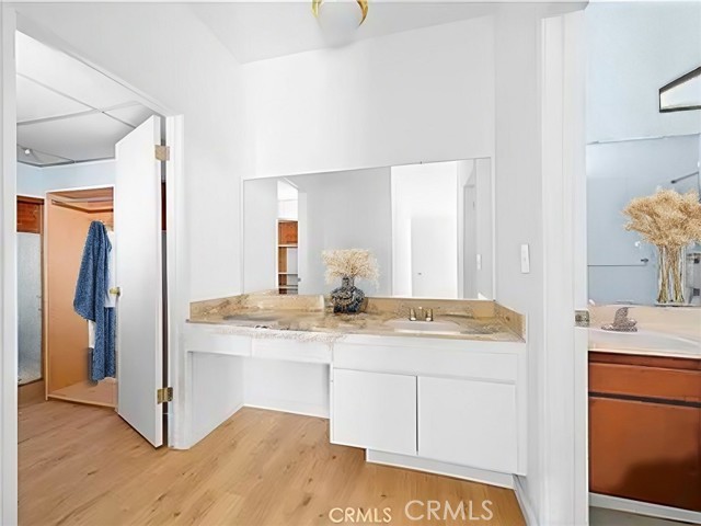 14144 Dickens ST Unit: 122