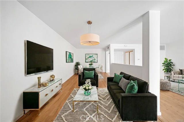 14144 Dickens ST Unit: 122