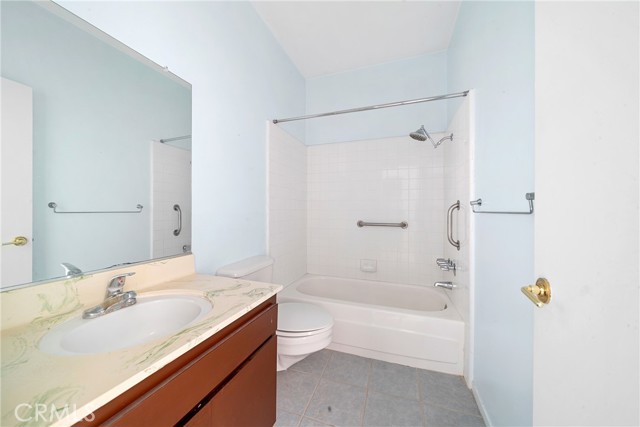 14144 Dickens ST Unit: 122