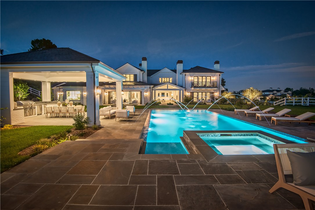 24200 HIDDEN RIDGE RD