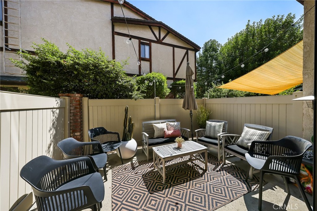 22525 Sherman Way 703