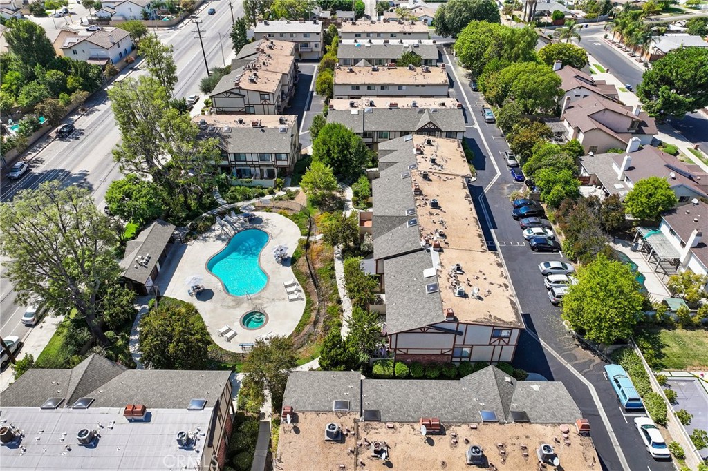 22525 Sherman Way 703