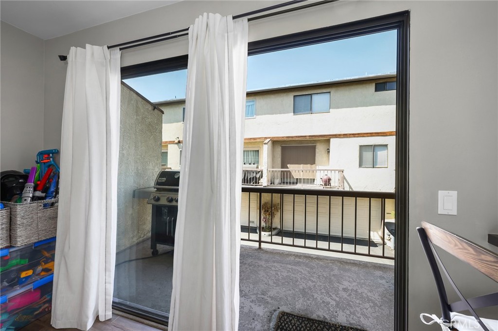 22525 Sherman Way 703