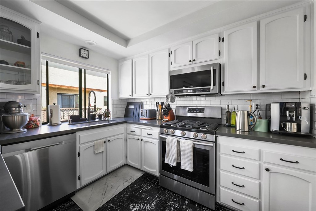 22525 Sherman Way 703