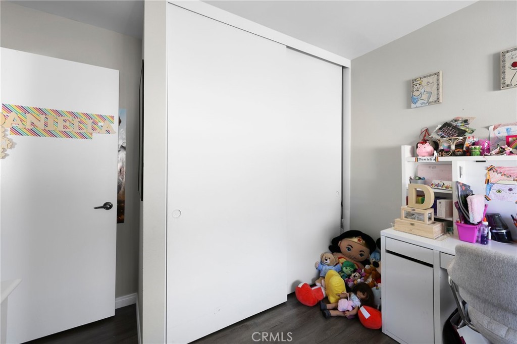 22525 Sherman Way 703