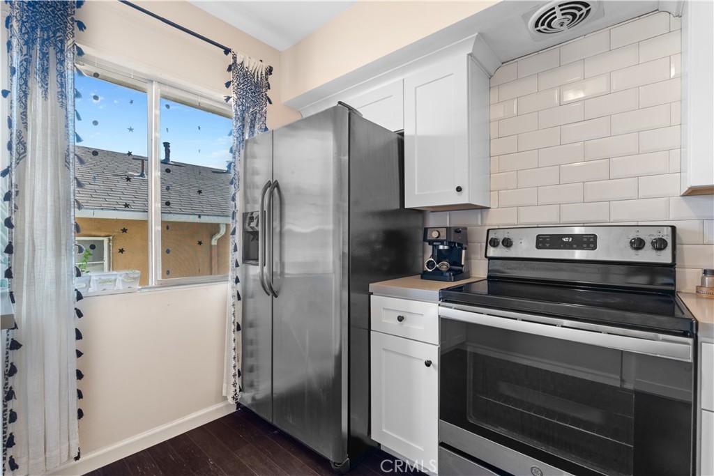 312 N Louise Street 210