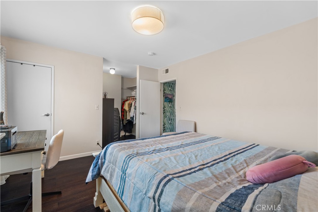 312 N Louise Street 210