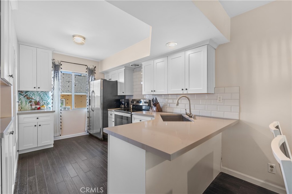 312 N Louise Street 210