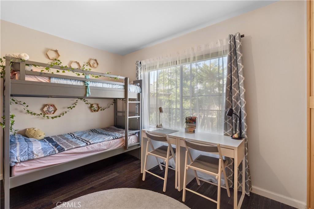 312 N Louise Street 210