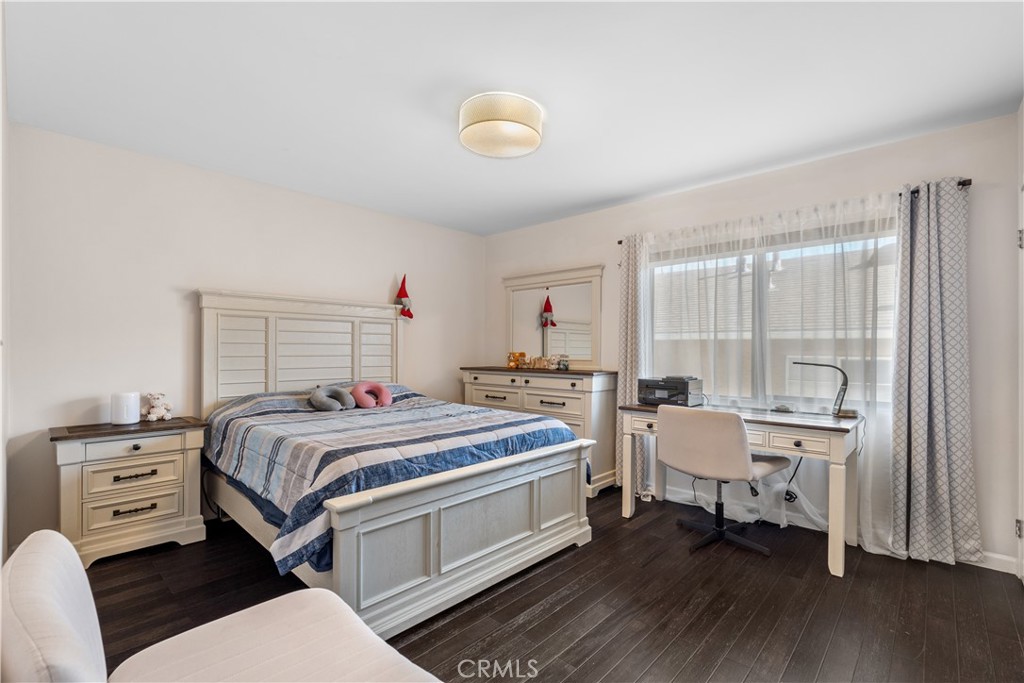 312 N Louise Street 210