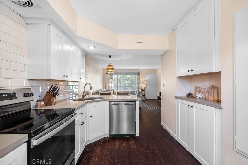 312 N Louise Street 210