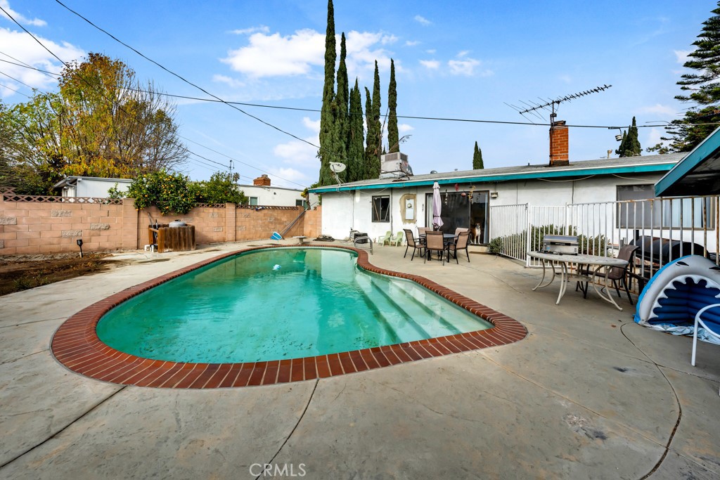 20330 Superior Street