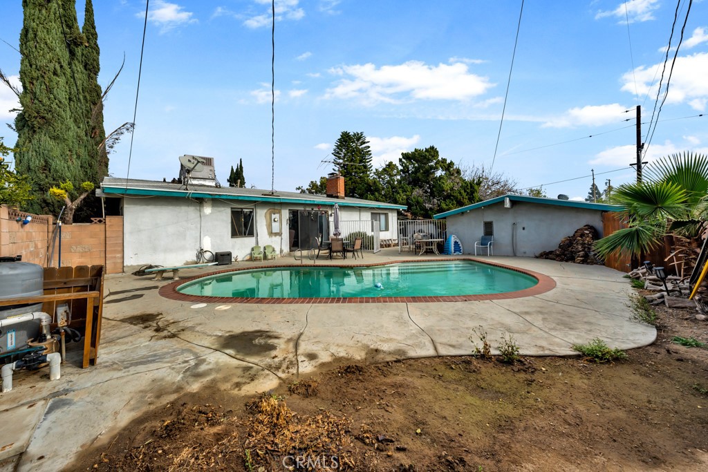 20330 Superior Street