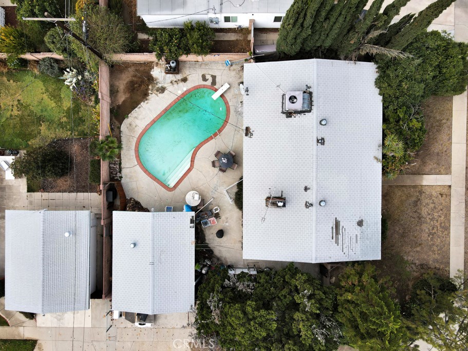 20330 Superior Street