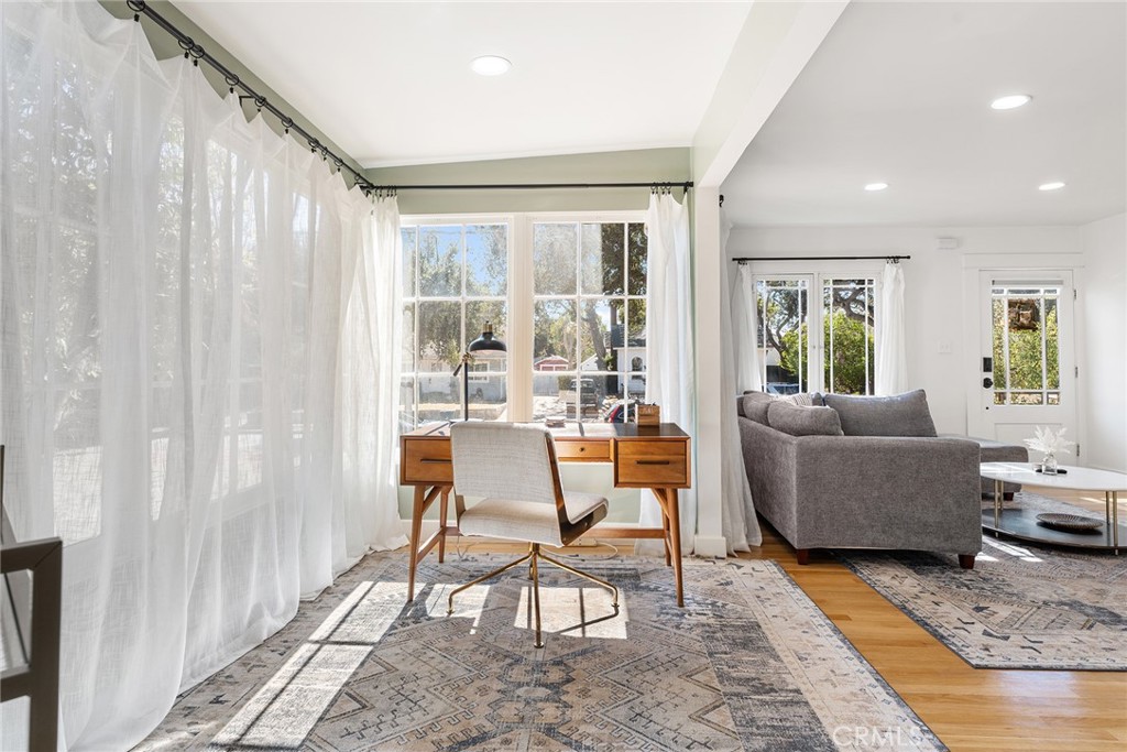 545 E Rio Grande Street