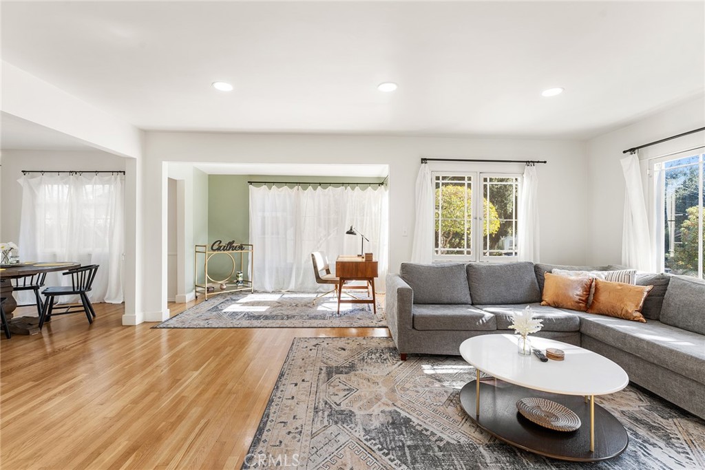 545 E Rio Grande Street