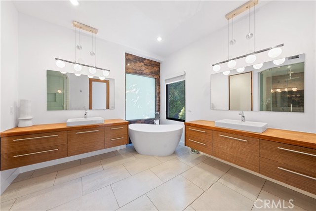1414 Dawnridge DR