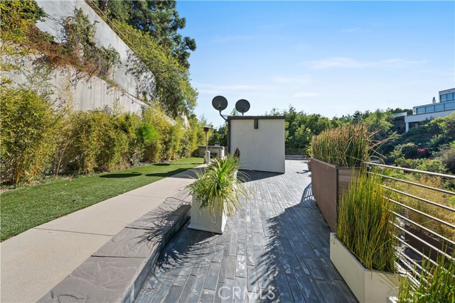 1414 Dawnridge DR