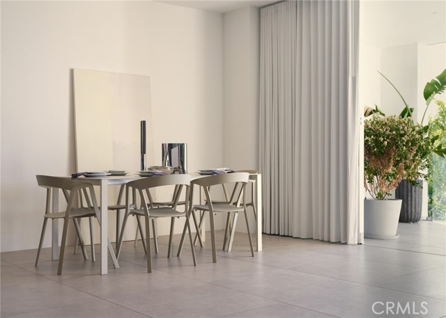 838 N Kings RD Unit: 303