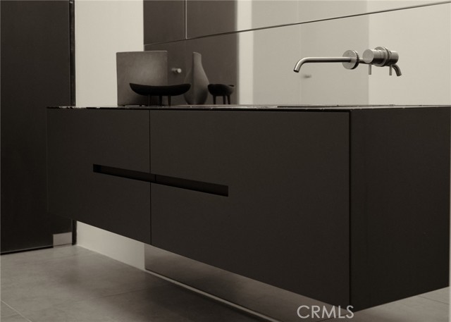 838 N Kings RD Unit: 303