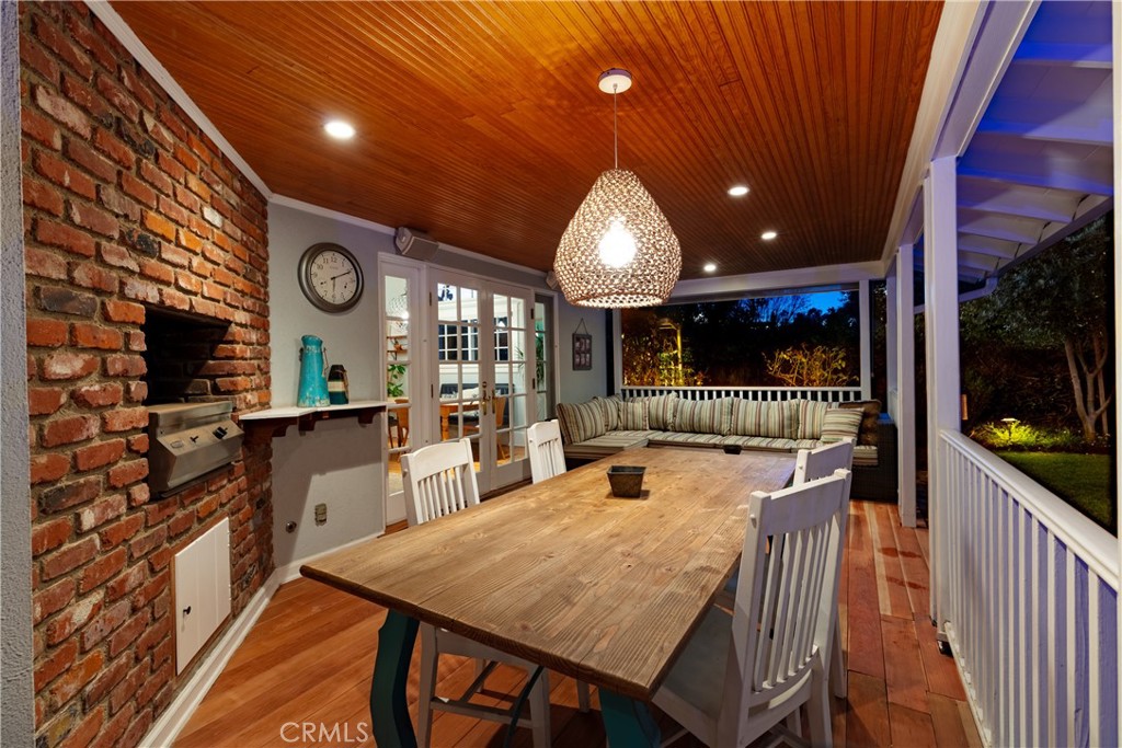 3584 Woodcliff Road