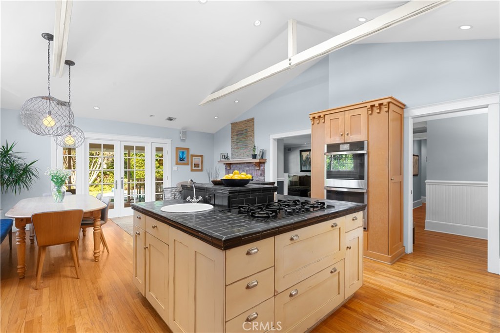 3584 Woodcliff Road